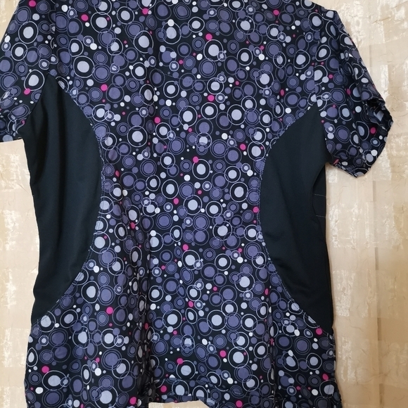 Scrubs top - Picture 5 of 6